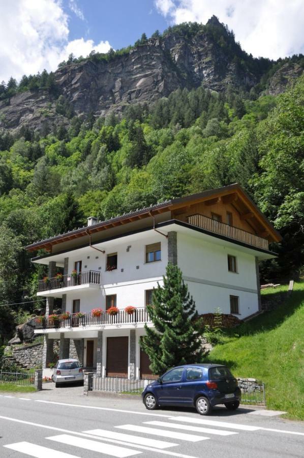 Casa Herin-La Borna Du Teson - Cir Vda - Valtournenche - N 0254公寓 外观 照片